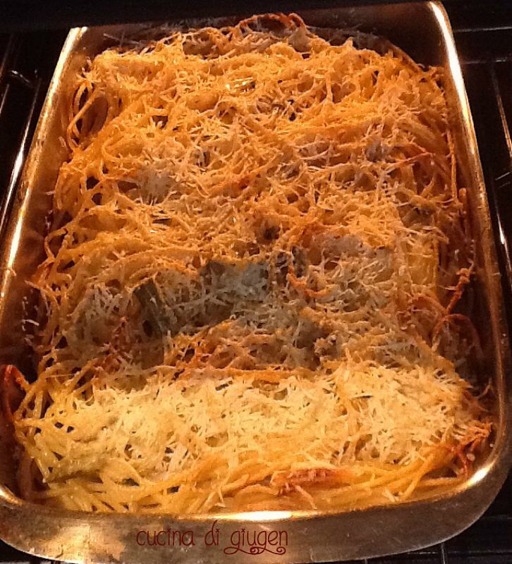 Spaghetti e carciofi al forno 